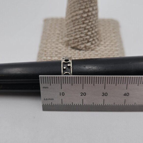 Size 6 Sterling Silver Dark Style Moon And Stars Ring A2603 - Picture 6 of 7